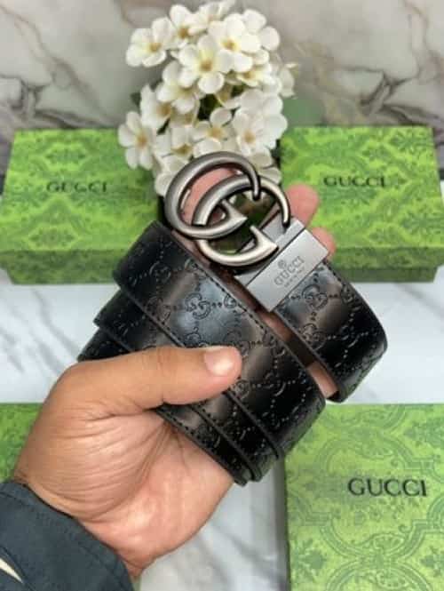 gUCCI EMB0S5.ED PREMIUM QUALITY IMPORTED REVERSIBLE BELT WITH OG BO·x GG-614 Main image