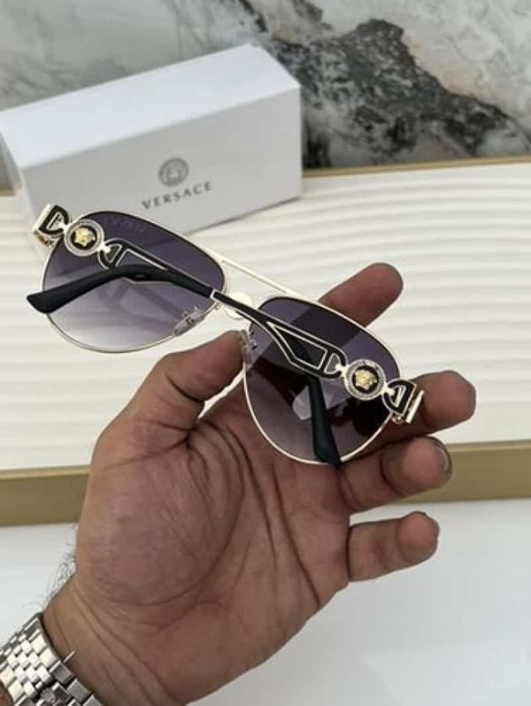 VerS@CE_3627_gold_black_shaded
