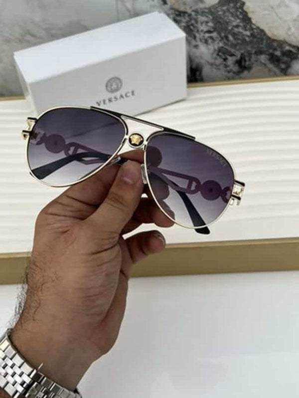 VerS@CE_3627_gold_black_shaded