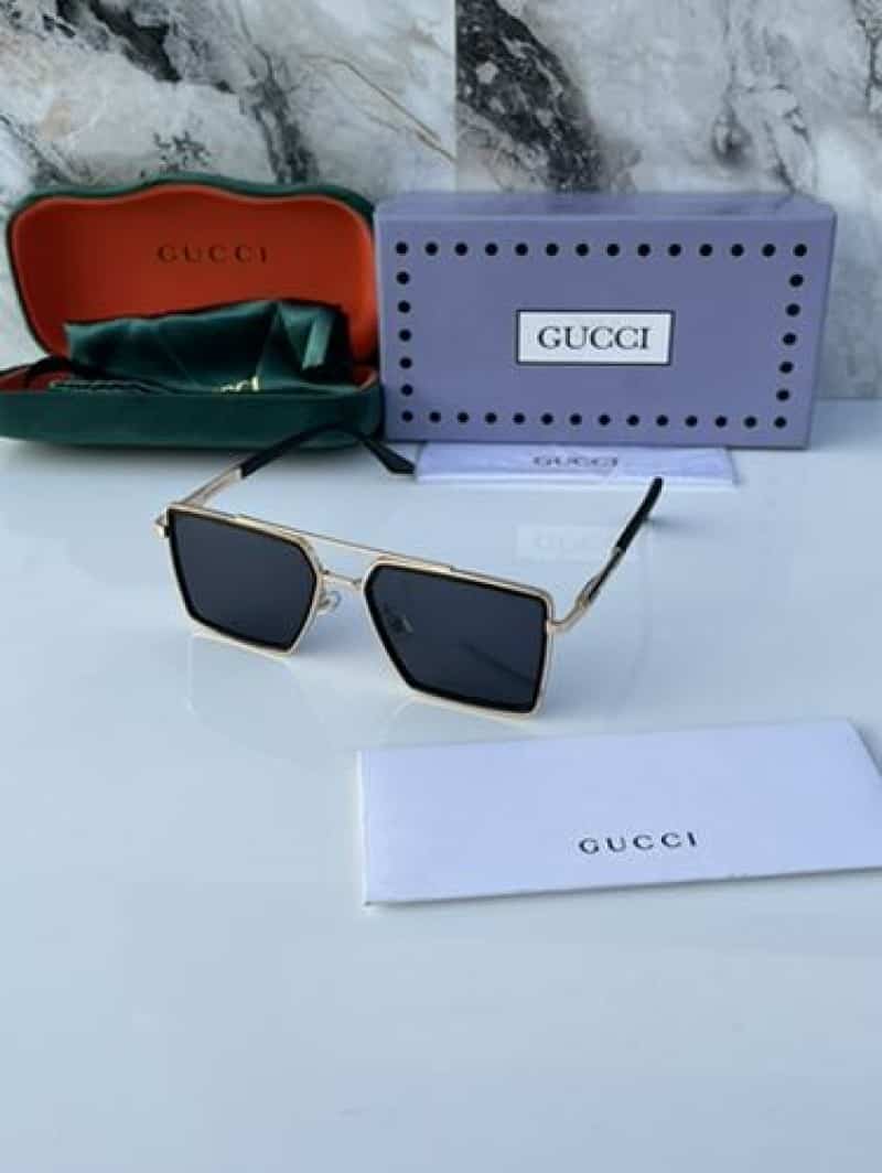 GUcC!_0010_gold_black Main image