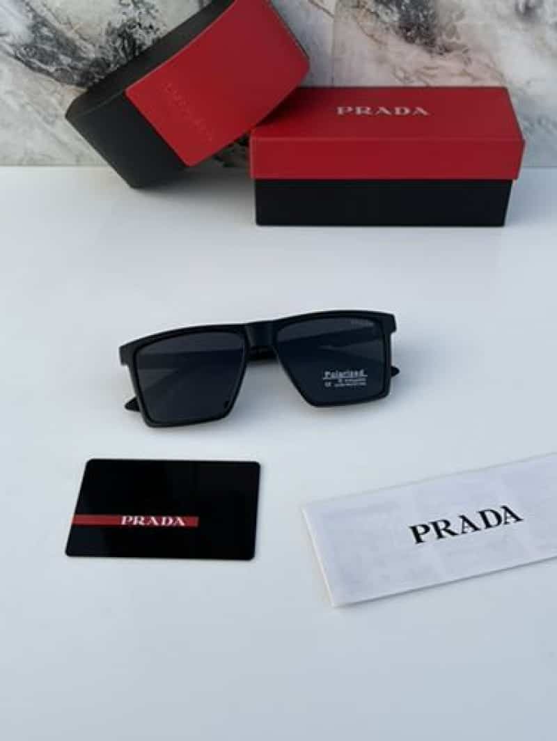Prada_93_black