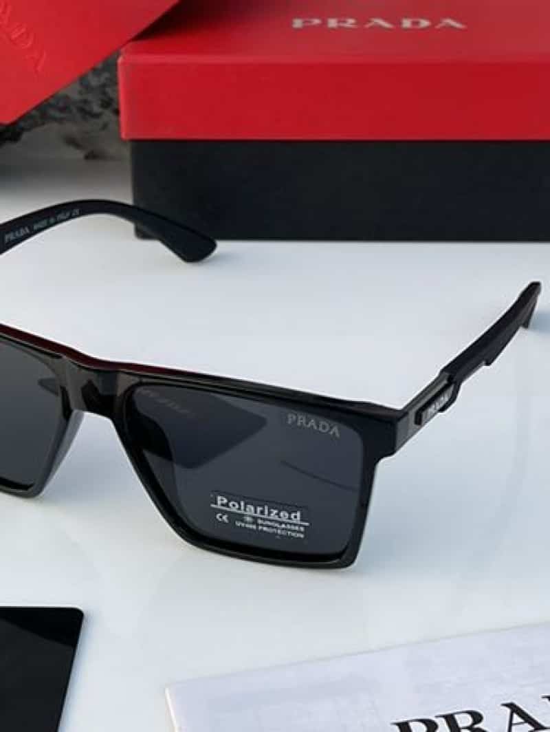 Prada_93_black