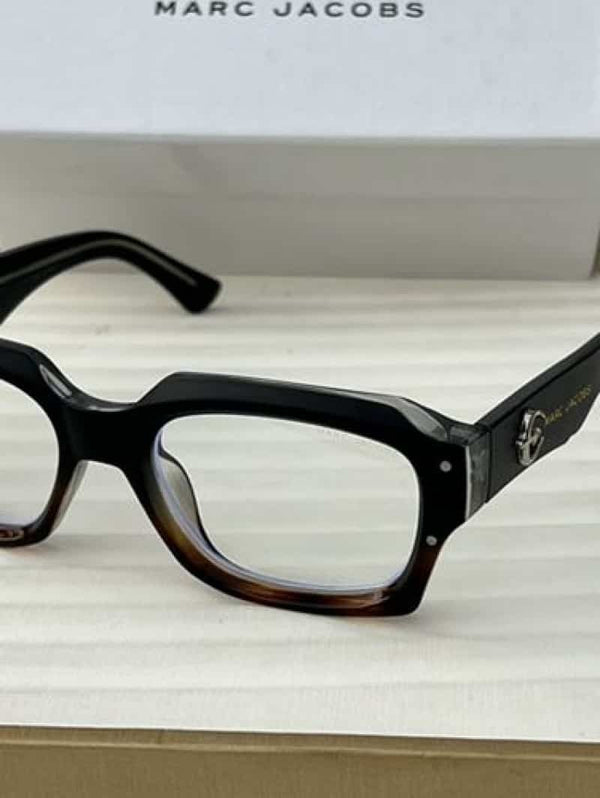 Marc_jacobs_1097_black_tiger_plano