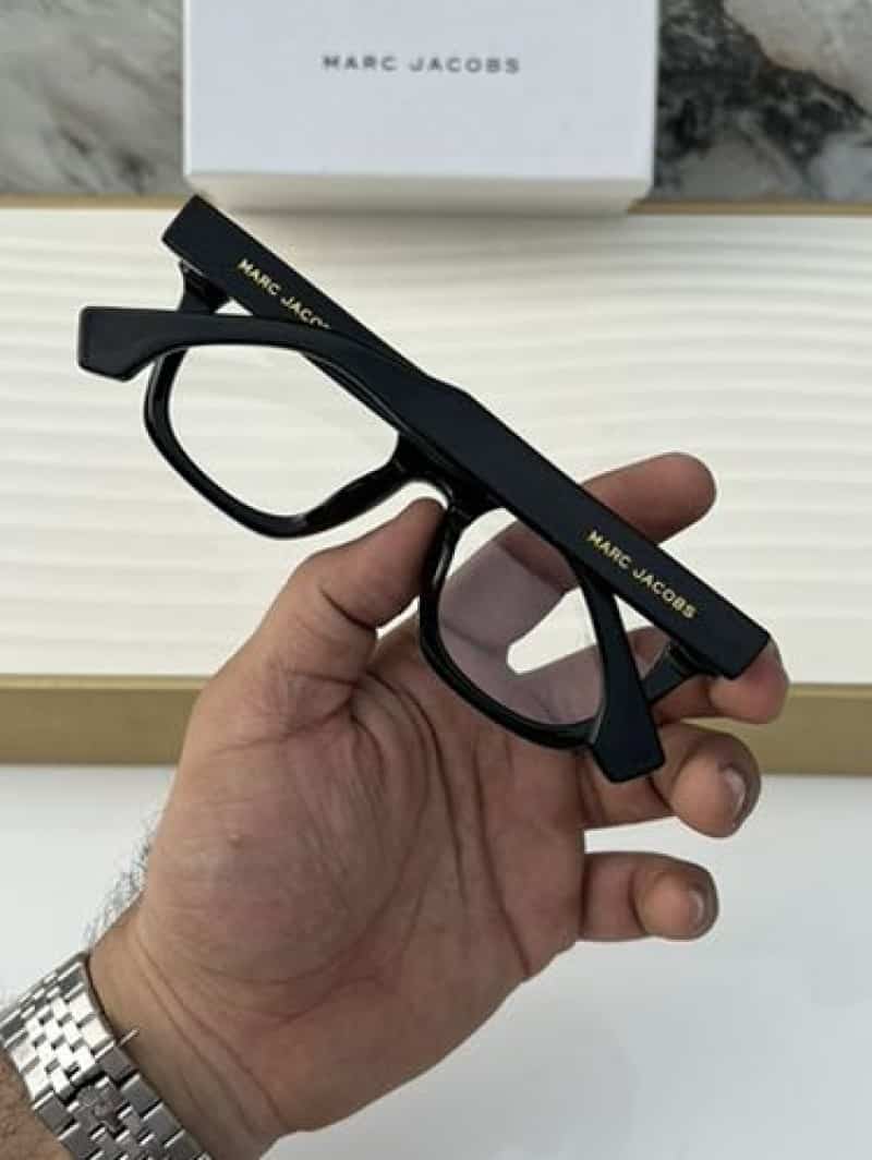 Marc_jacobs_1105_black_plano