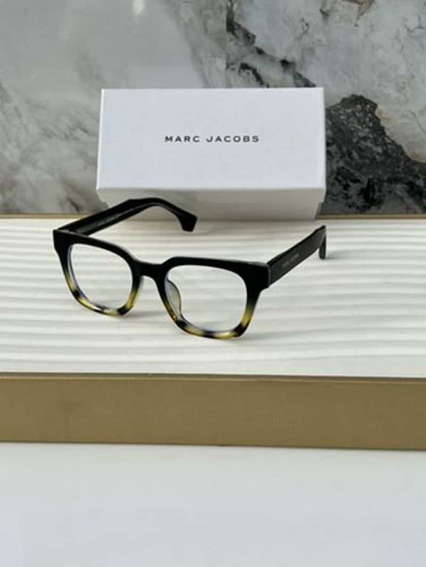 marc jacobs 1105 black tiger plano
