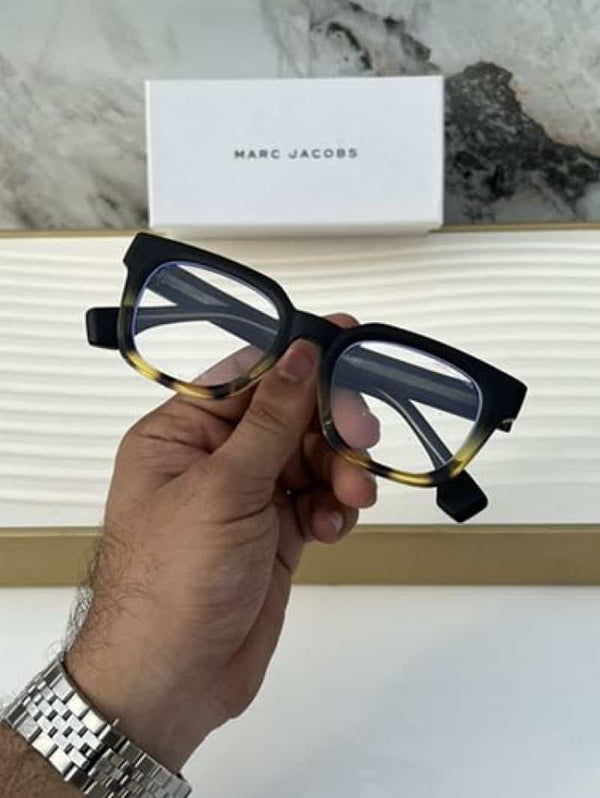 marc jacobs 1105 black tiger plano