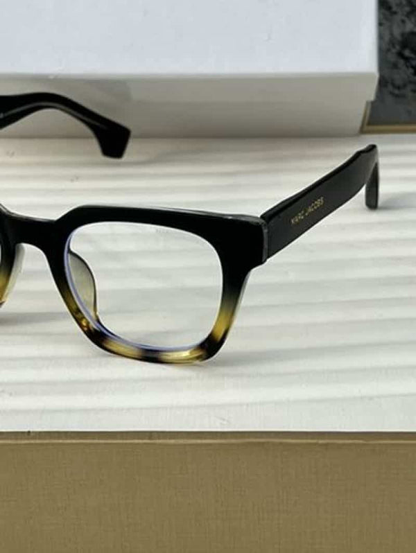 marc jacobs 1105 black tiger plano