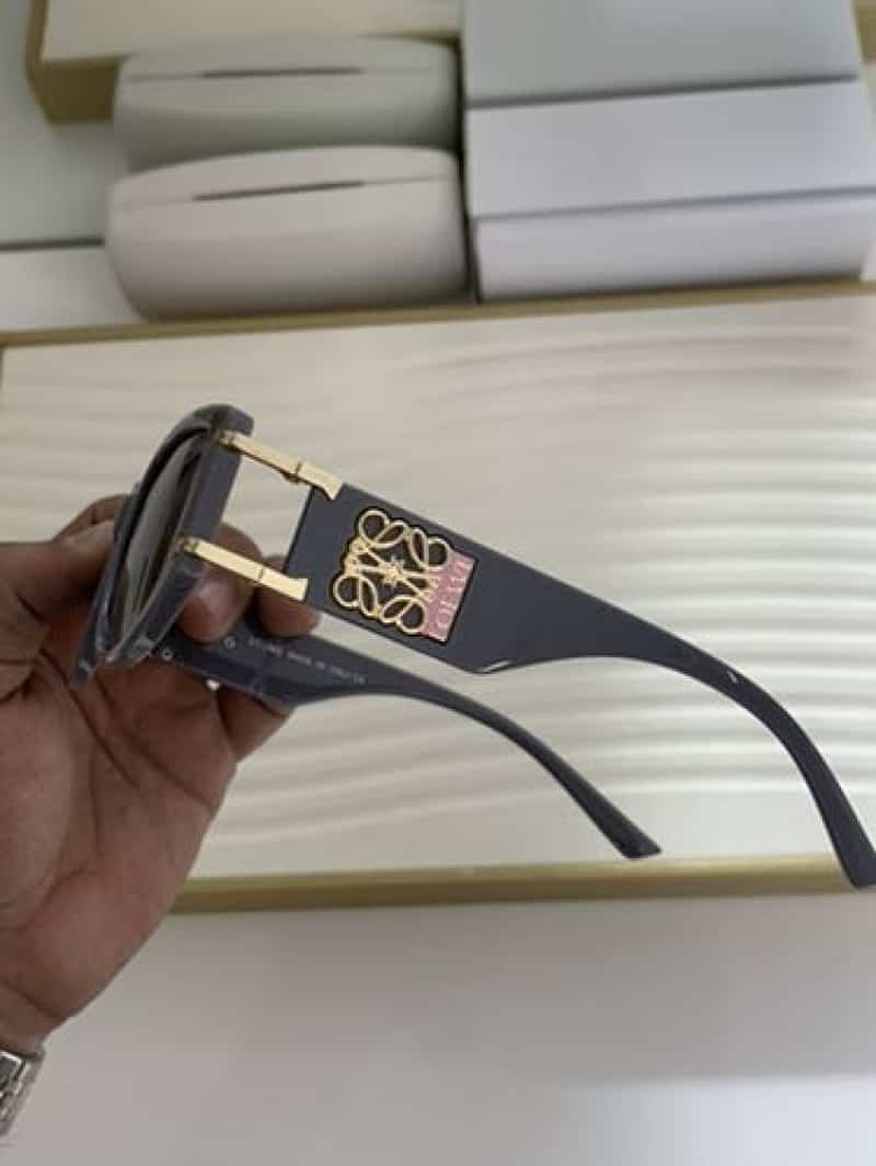Loewe_5013_grey_black