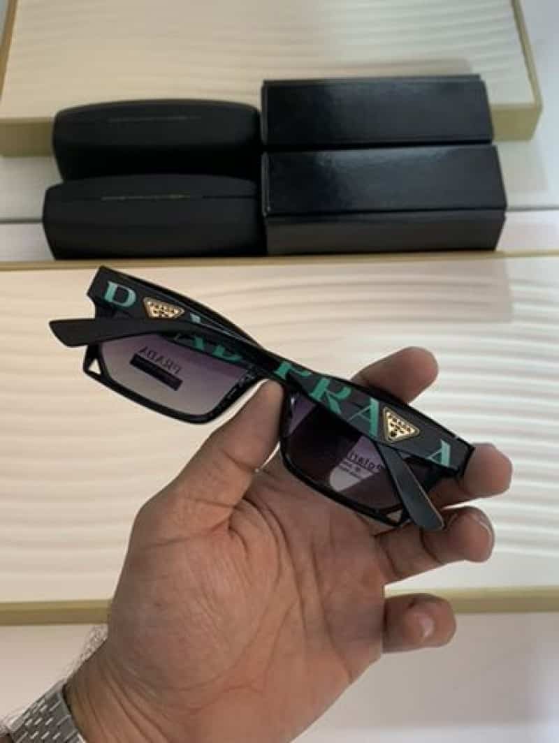 Prada_55310_black_shaded
