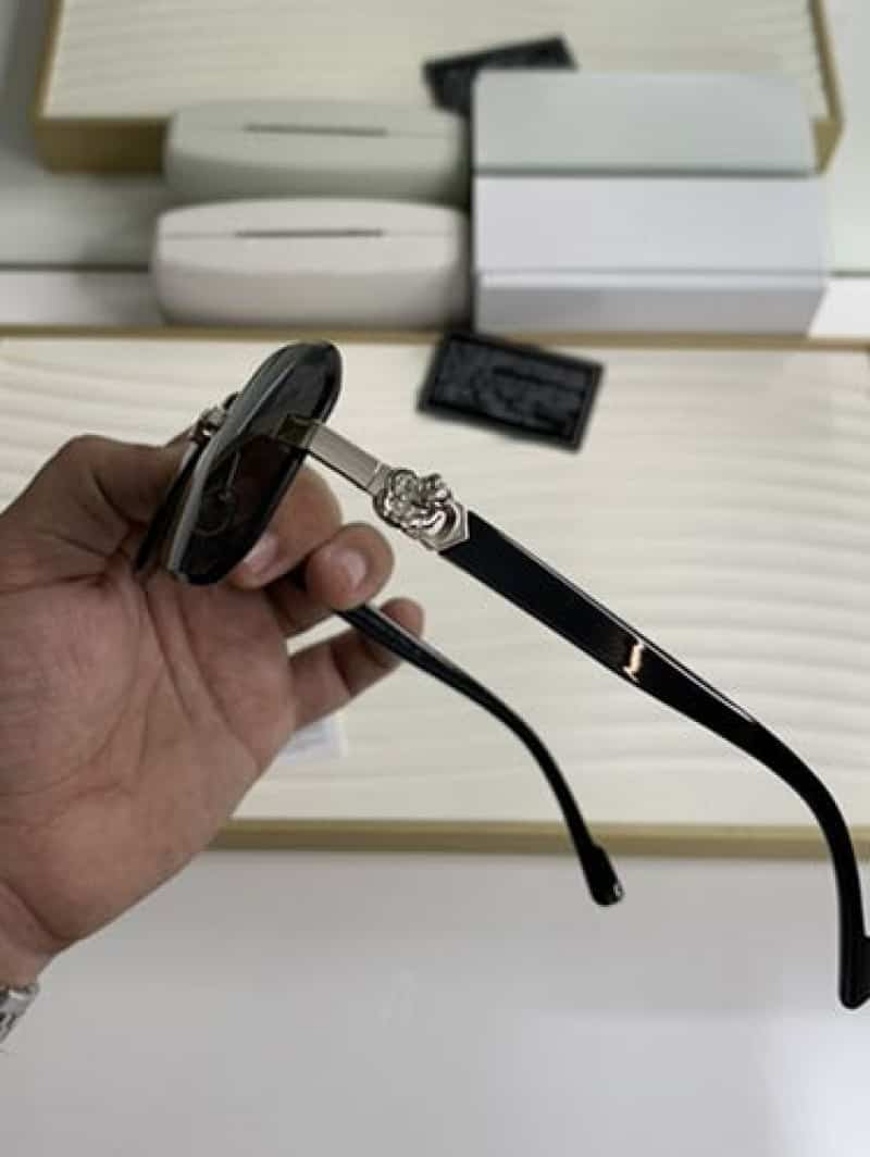8818 silver black