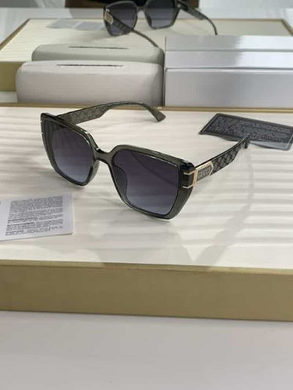 gucci_5517 grey
