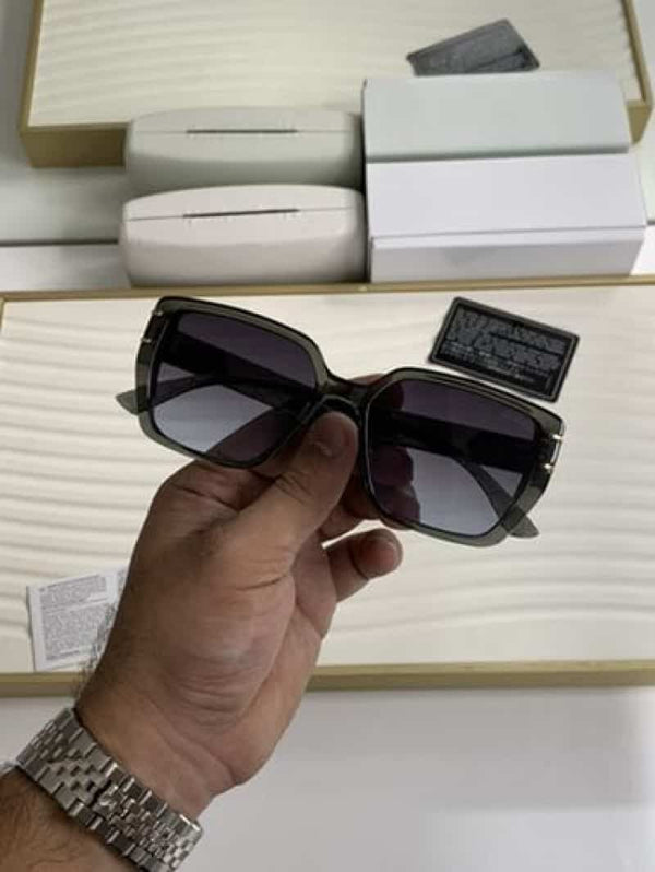 gucci_5517 grey