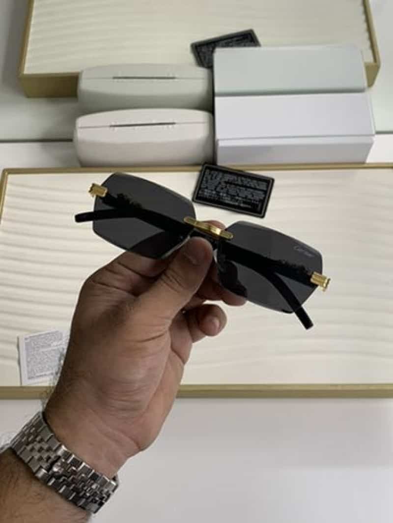 8835 gold black Main image