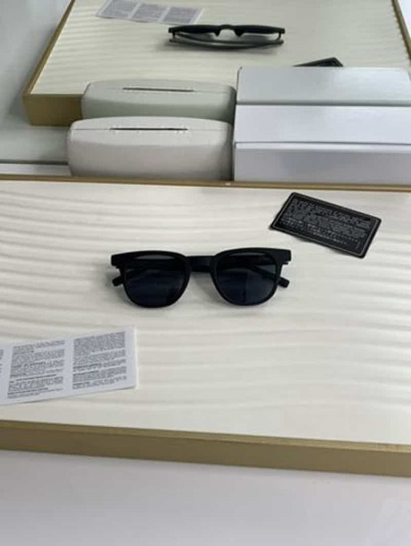 Dior_146 black