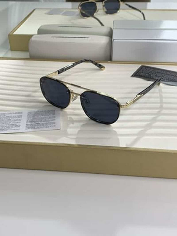 Gucci_213_gold_black