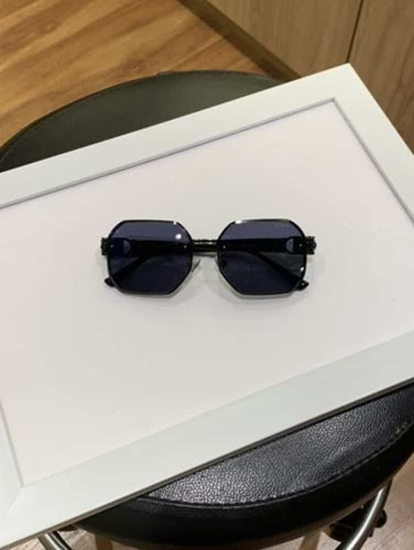 Dior 279 black