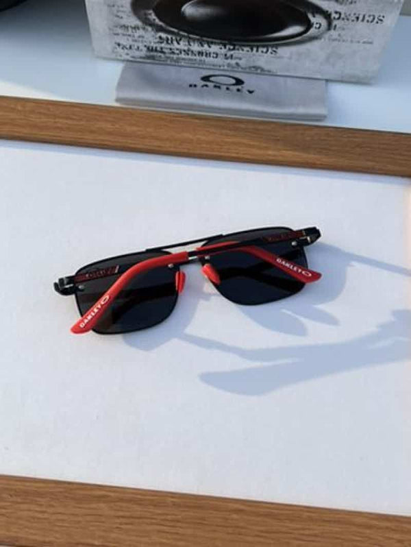 Oakley 8919 Black Red