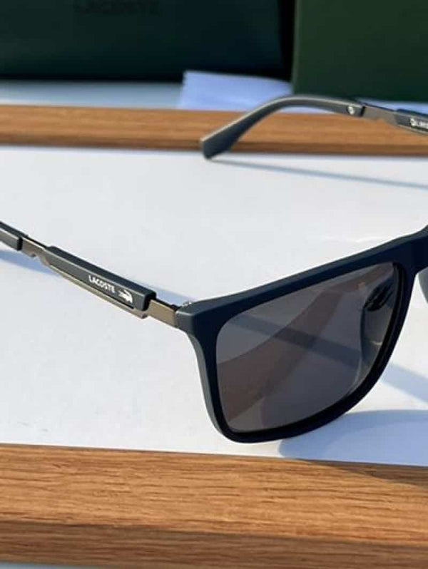 Lacoste_902 matt blue