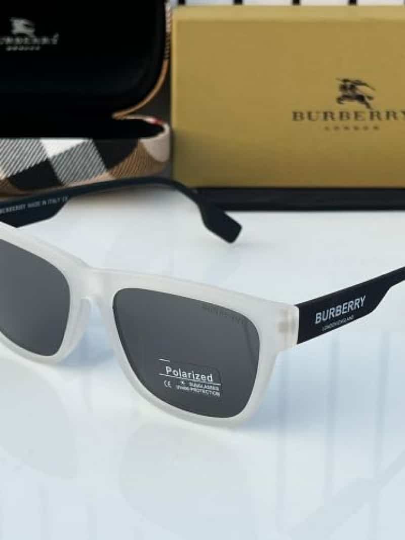 burberry_4293 white black