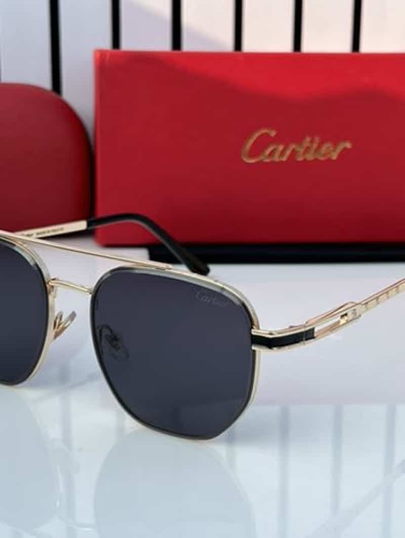 cartier_152 gold black