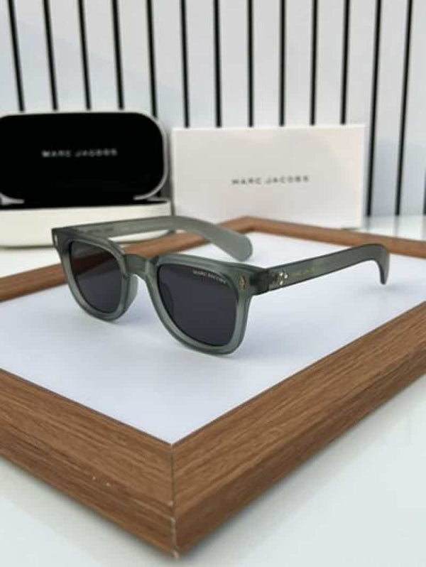 Marc jacobs 30 green black