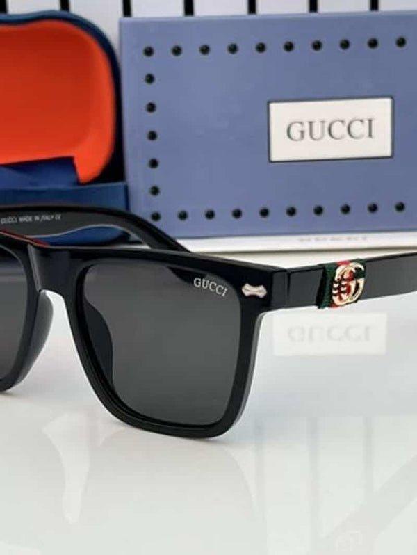 gucci_1390 glossy black
