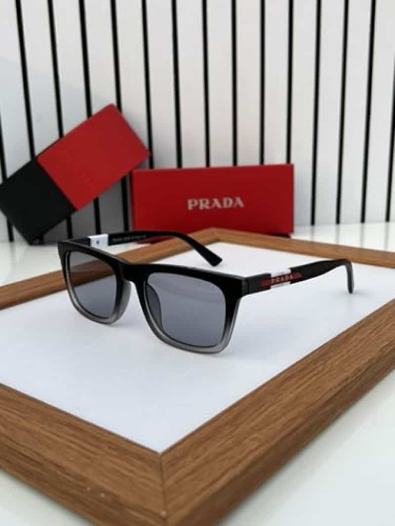 prada_603_black white Main image