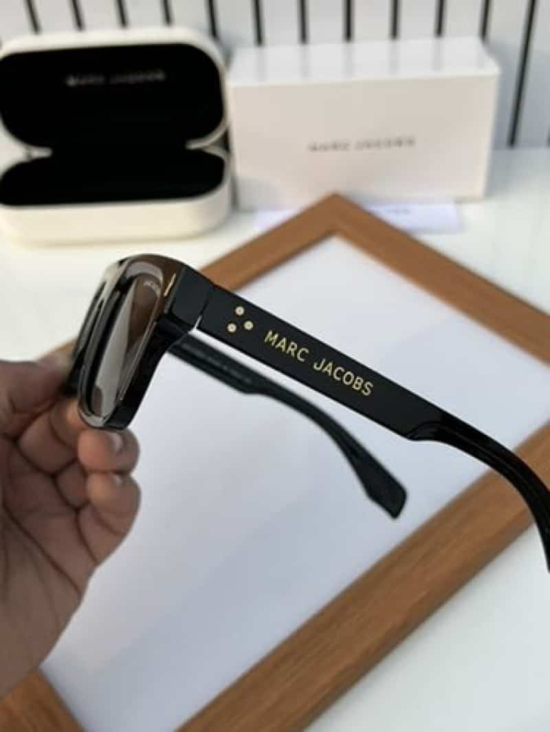 marc jacobs 32 full black