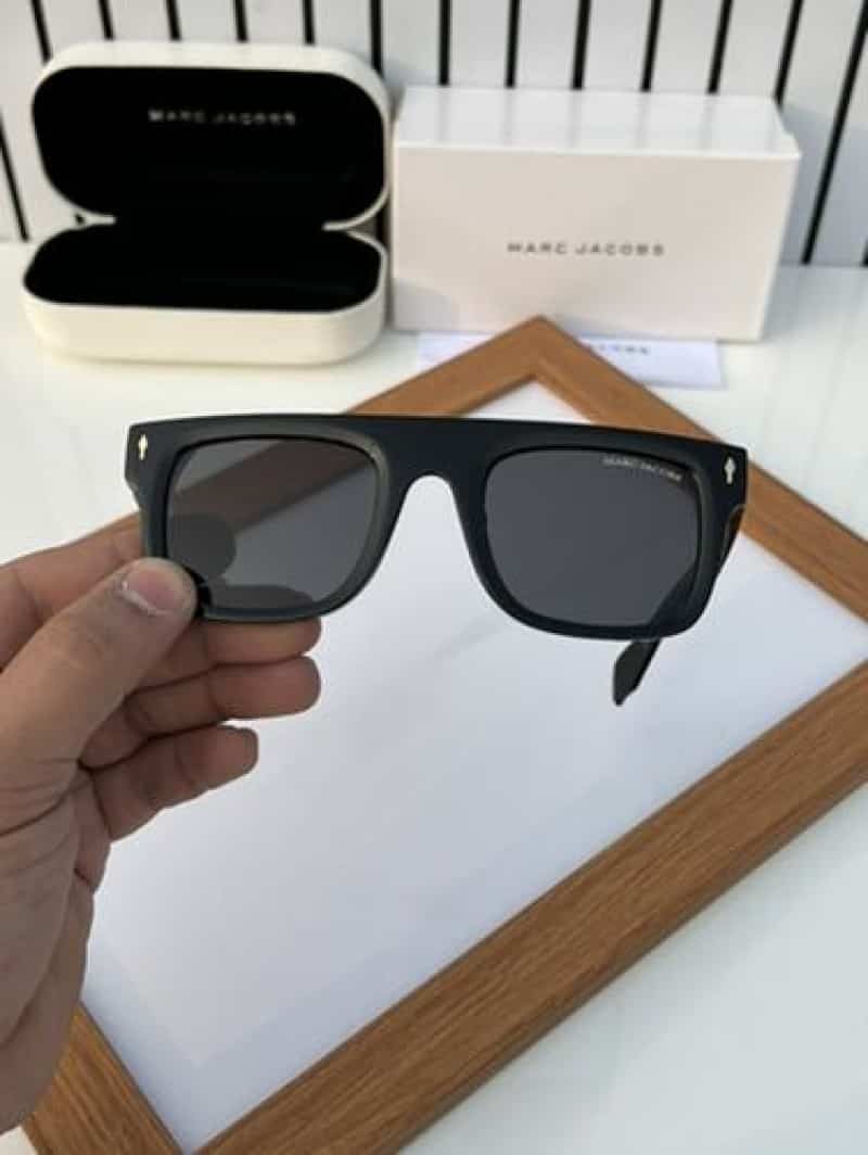 marc jacobs 32 full black