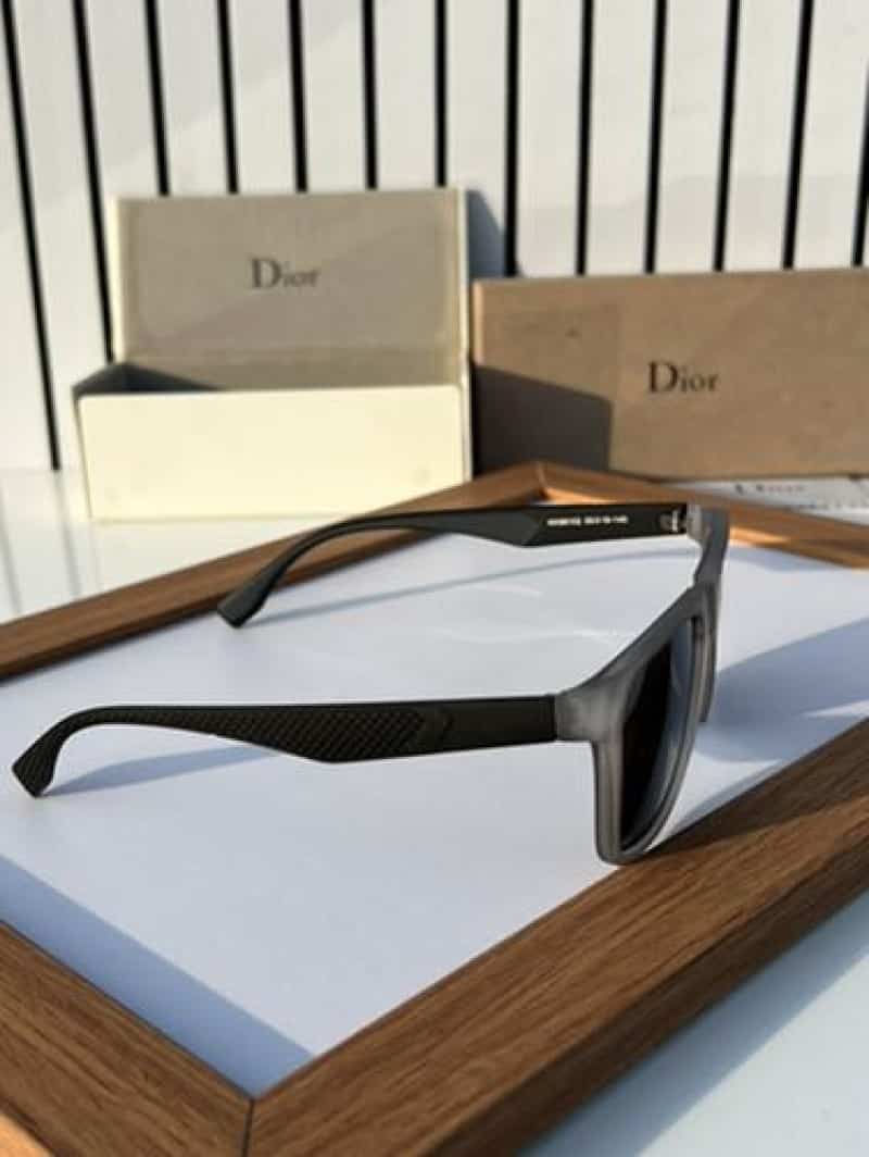 dior_66102_grey Secondary image