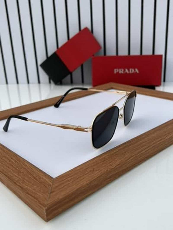 Prada_87 gold black