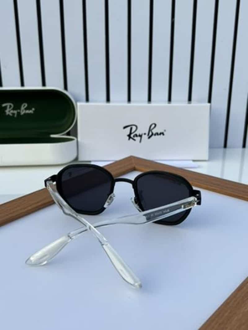 Rayban 3674 black white