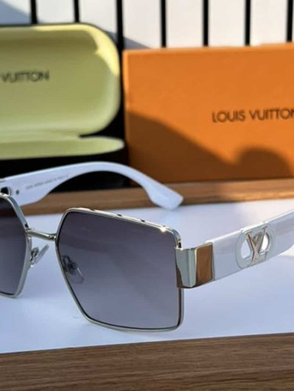 Louis vuitton 3227 silver black