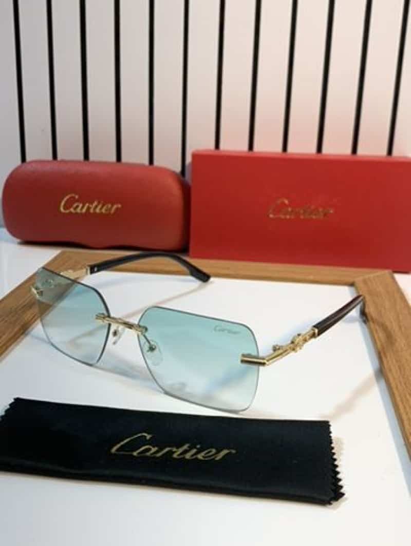 Cartier_8821 green Main image
