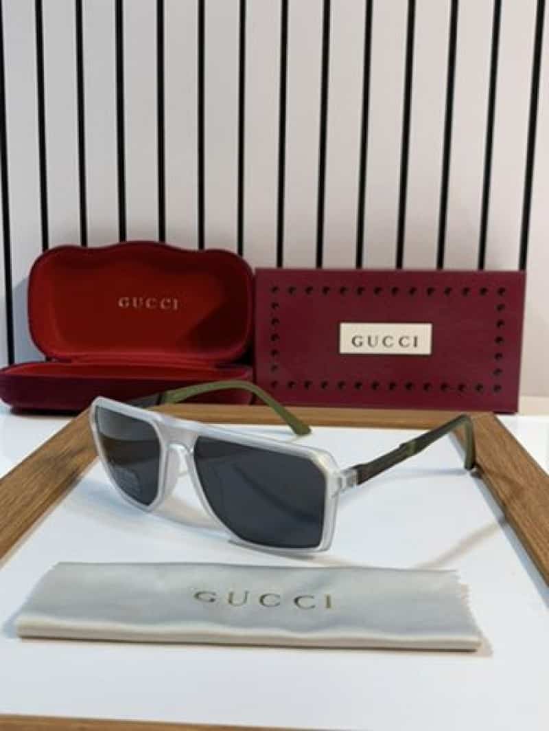 Gucci_91127 white black Secondary image