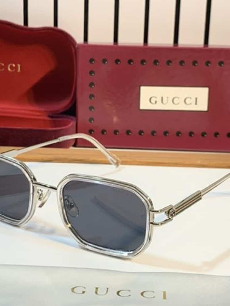 Gucci 06 white black