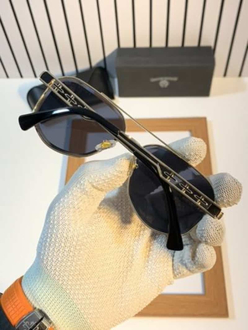 chrome heart 191 gold black