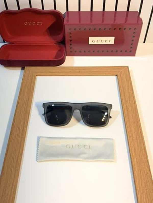 Gucci_5333 grey