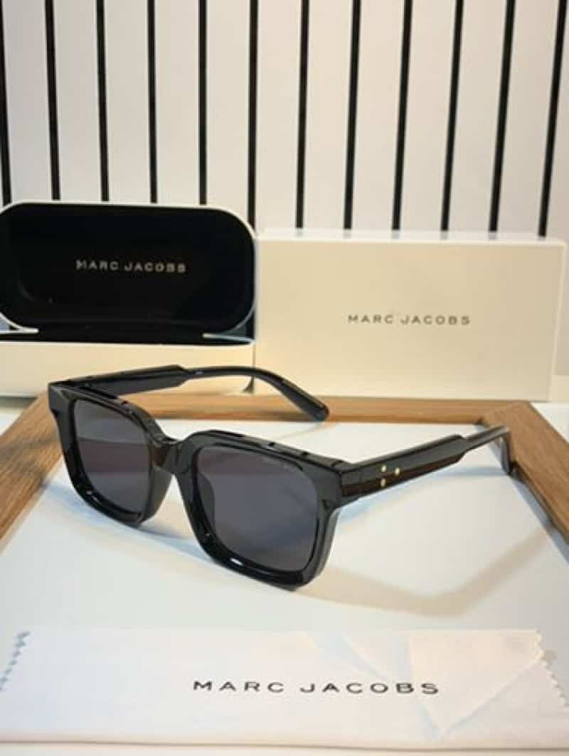 Marc jacobs 11 full black Main image