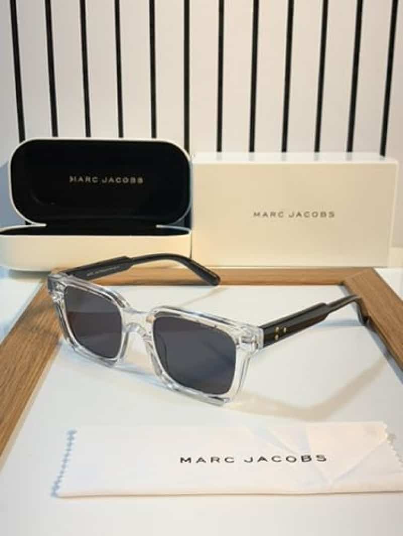marc jacobs 11 transparent black Main image