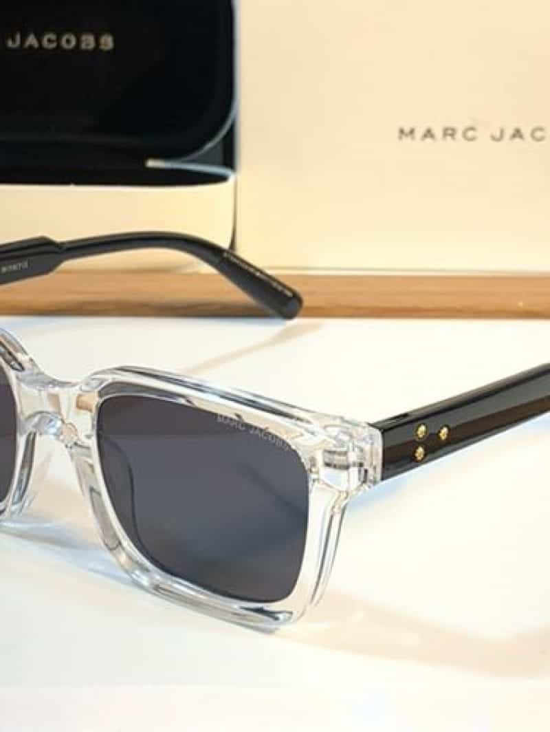 marc jacobs 11 transparent black Secondary image