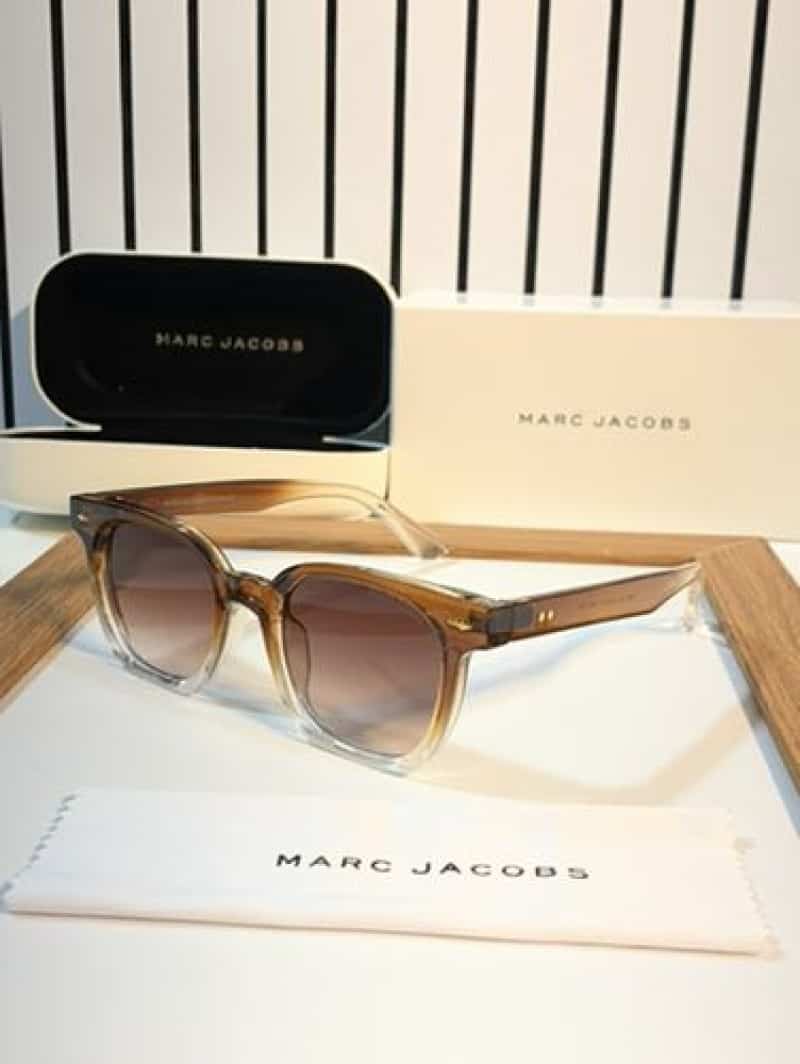 Marc jacobs 14 brown