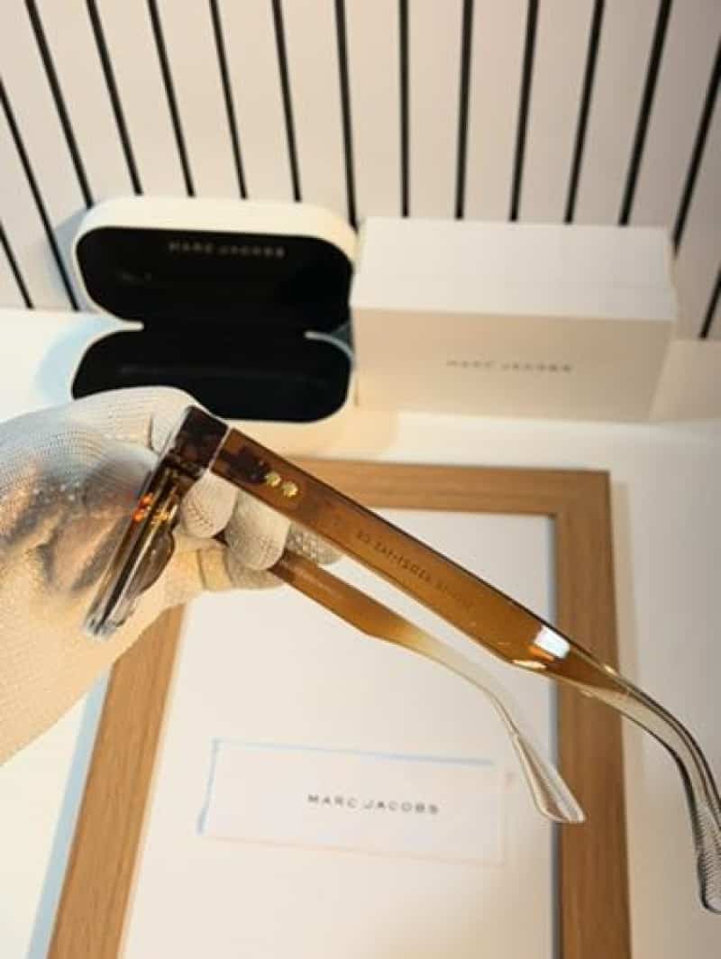 Marc jacobs 14 brown