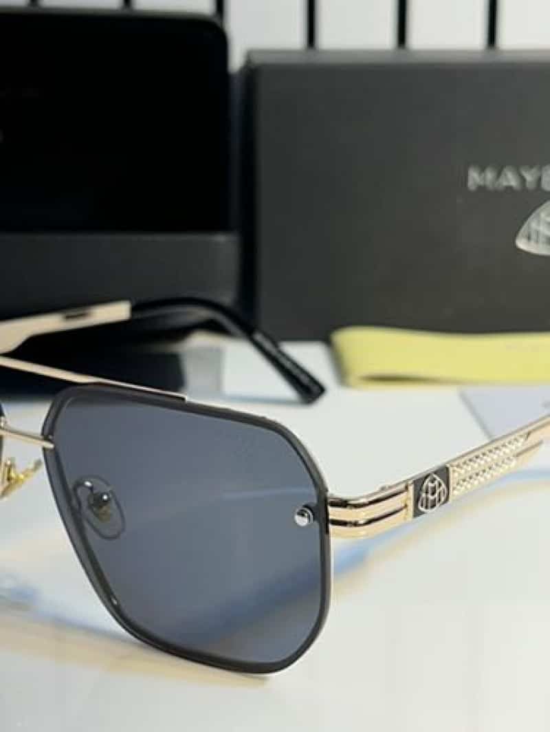 Maybach 119 gold black