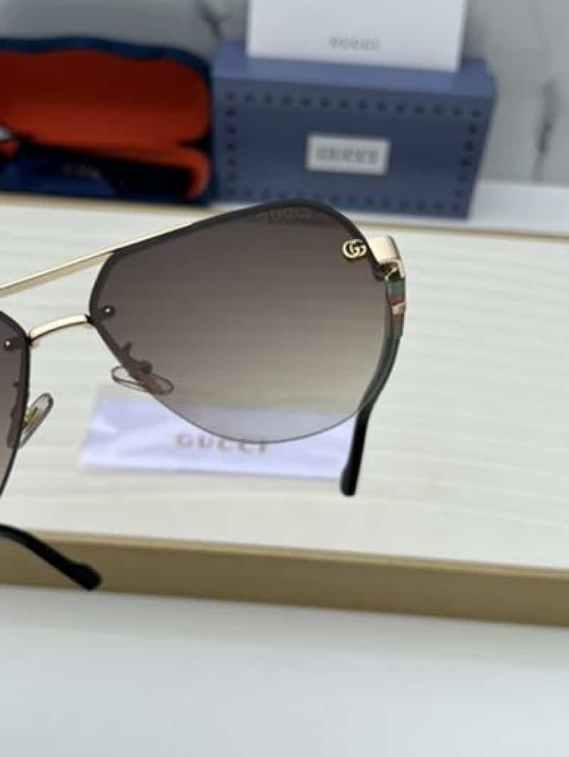 Gucci_23179_gold_brown