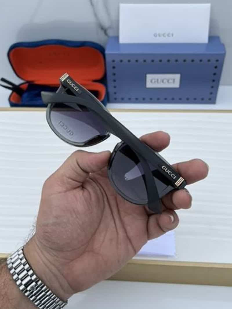 Gucci_69015_grey