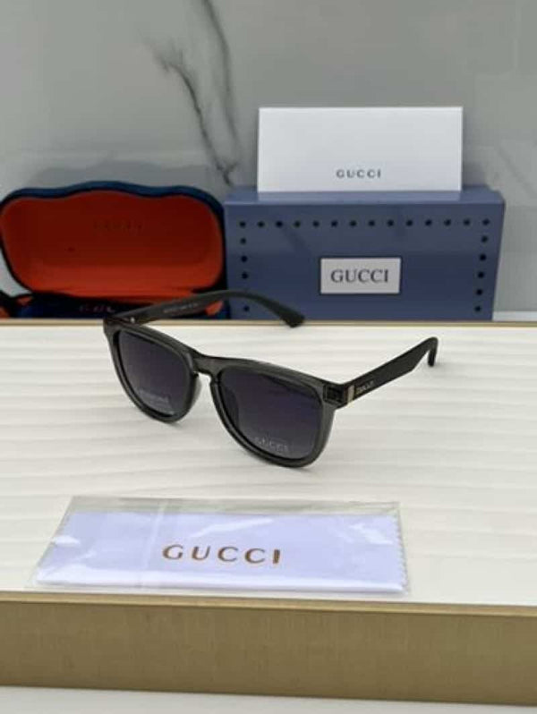Gucci_69015_grey