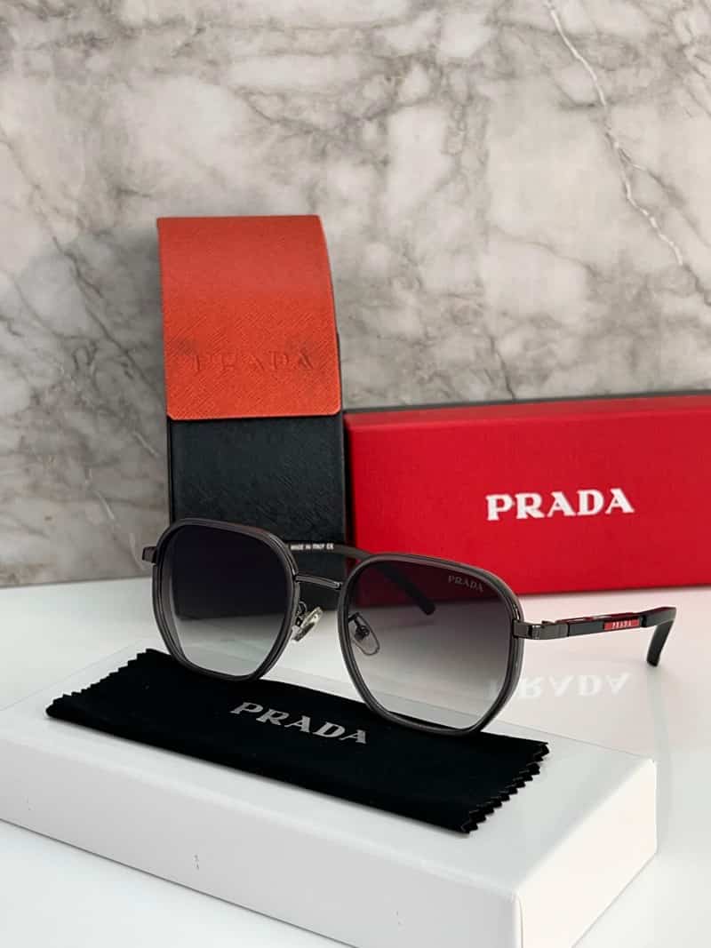 PRADA_07_grey Main image