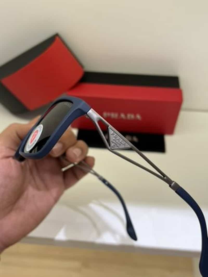 prada_5337_matt blue