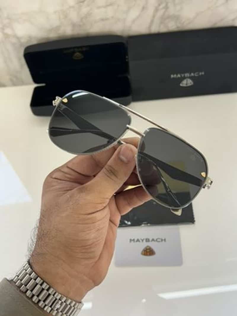 Maybach 88107 silver black
